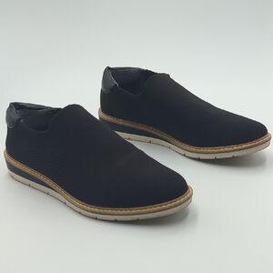 Me Too Andie Mesh Mini Wedge Slip Ons Women's 6.5M Almond Toe Memory Foam Padded